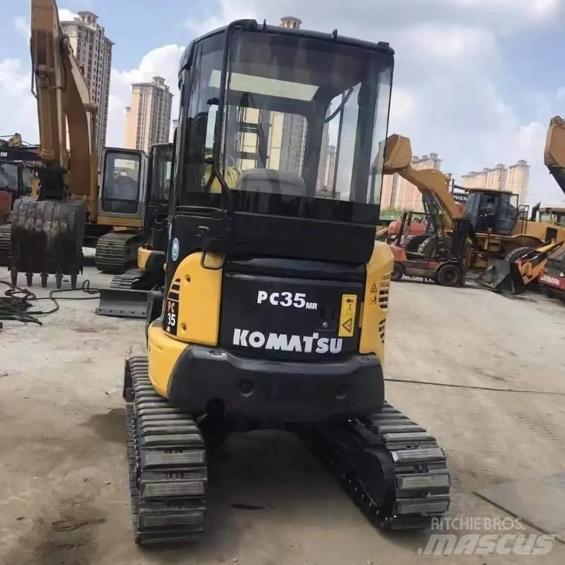 Komatsu PC 35 Mini kotrók < 7t