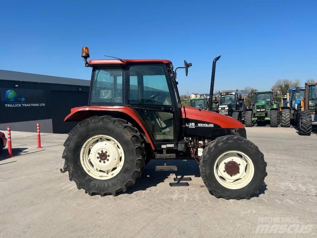 New Holland L 95 Traktorok