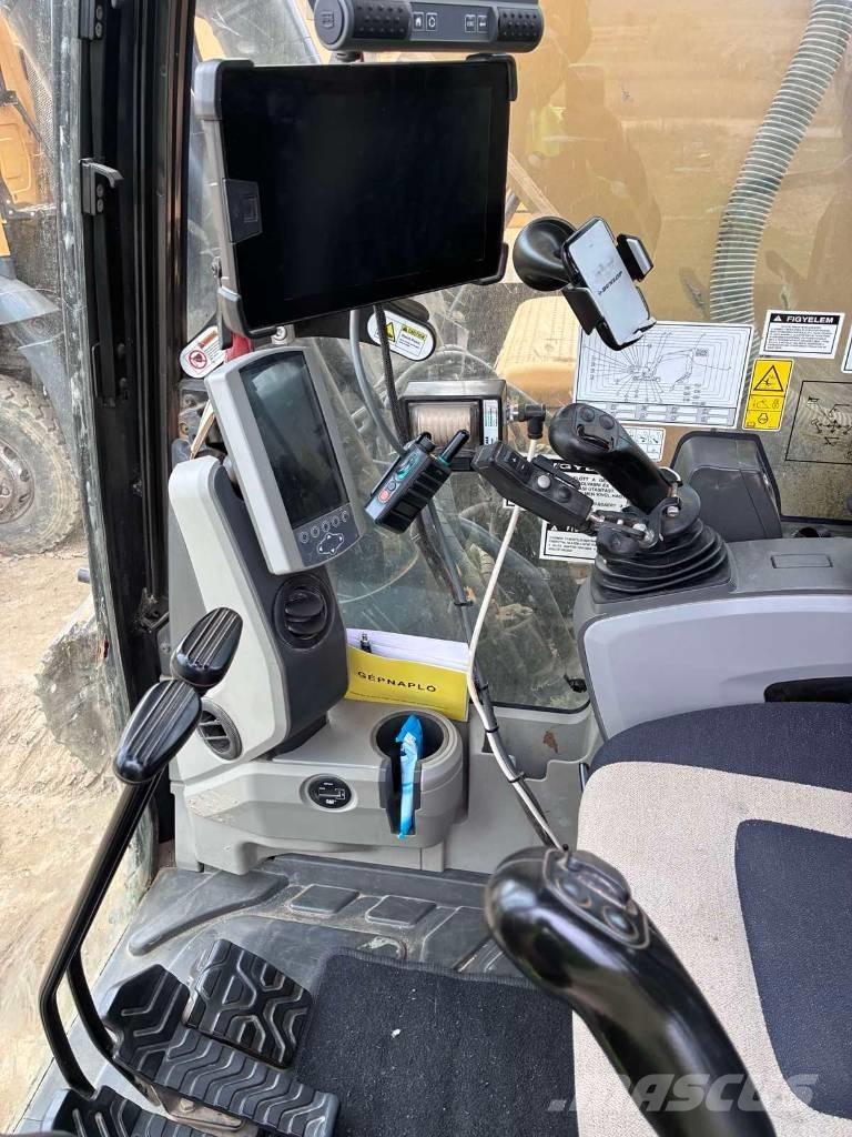 CAT 326 F Lánctalpas kotrók