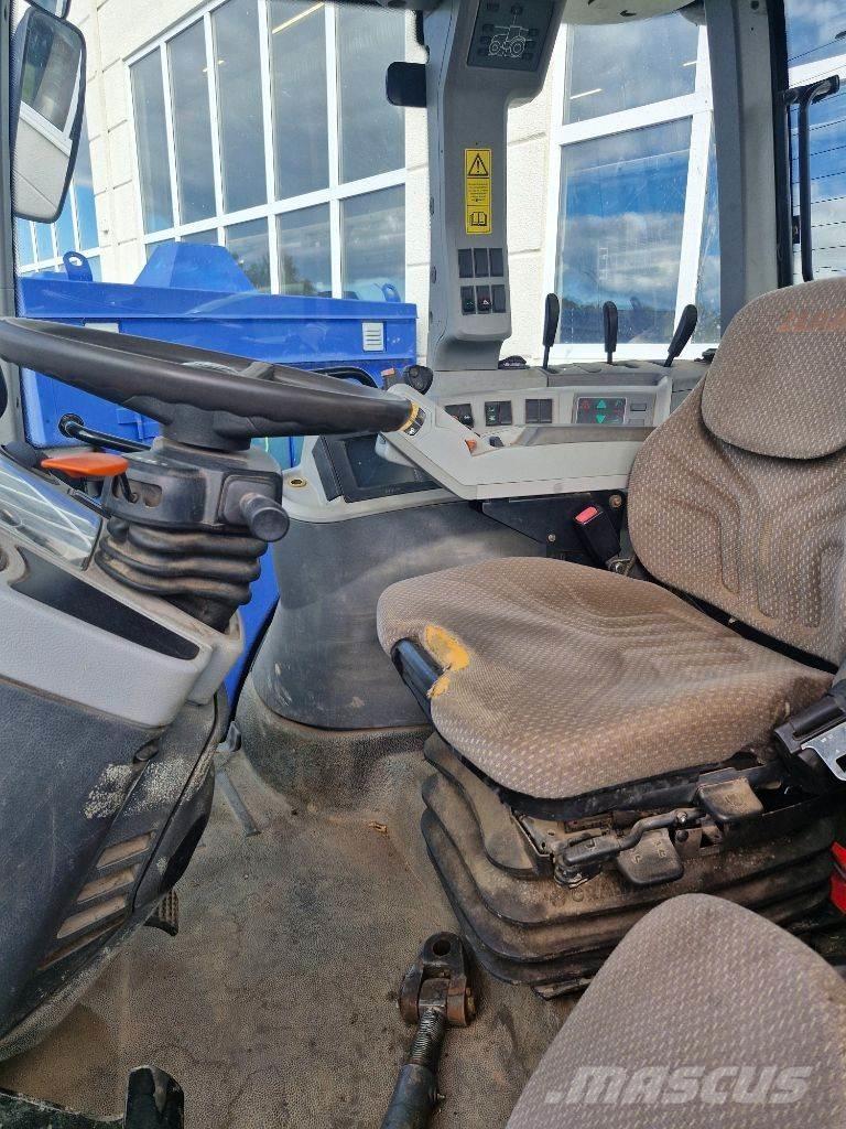 CLAAS Arion 640 Traktorok