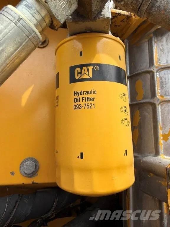 CAT 320CL Lánctalpas kotrók