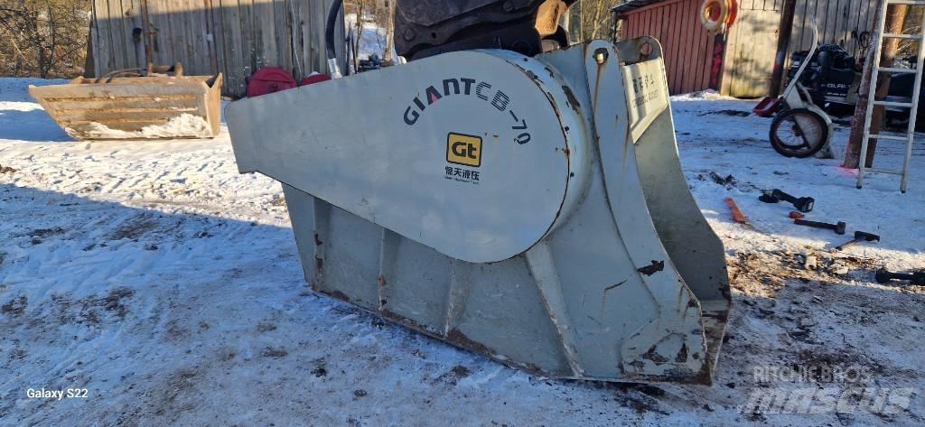 GiANT CB-70 Törő kanalak