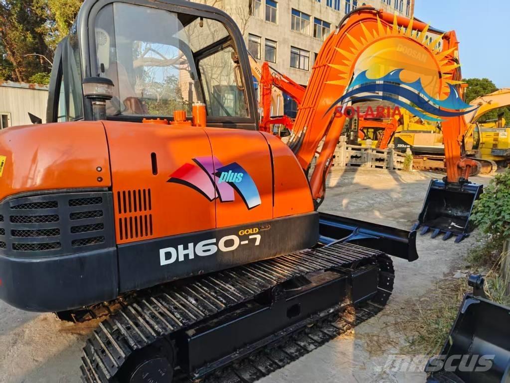 Doosan DH 60-7 Mini kotrók < 7t
