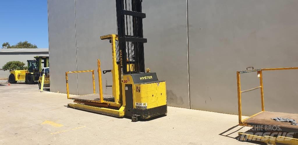 Hyster R30XMF2 Oldalvillás targonca