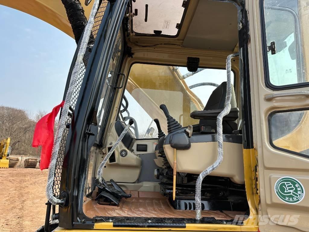 CAT 330 B L Lánctalpas kotrók