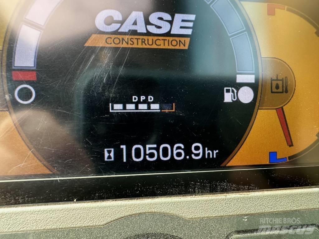 CASE CX 235 C SR Lánctalpas kotrók