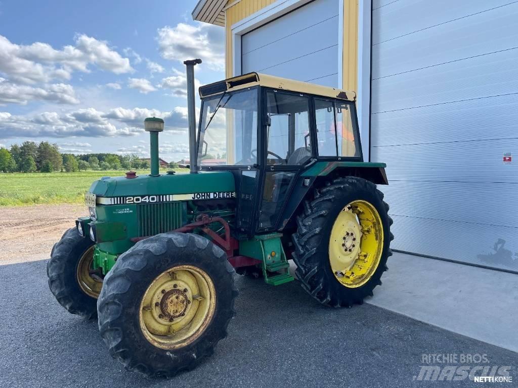 John Deere 2040 Traktorok
