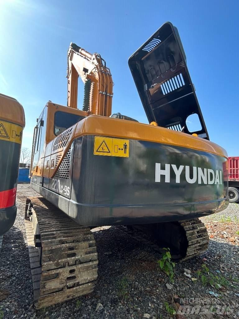 Hyundai 220LC-9S Lánctalpas kotrók