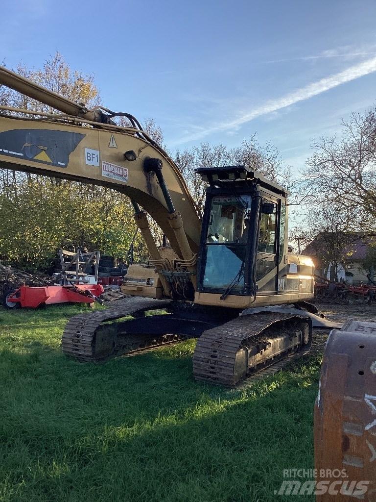 CAT 322 B Lánctalpas kotrók