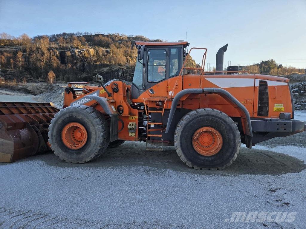 Doosan DL 450-5 Gumikerekes homlokrakodók