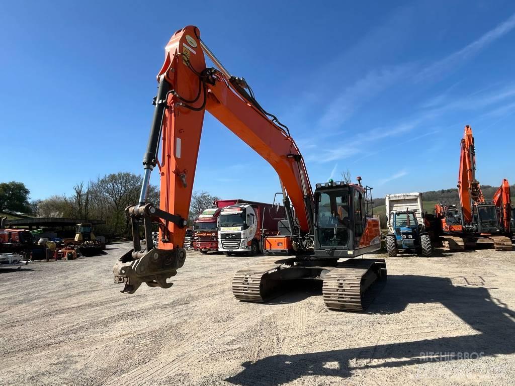 Doosan DX 225 Lánctalpas kotrók