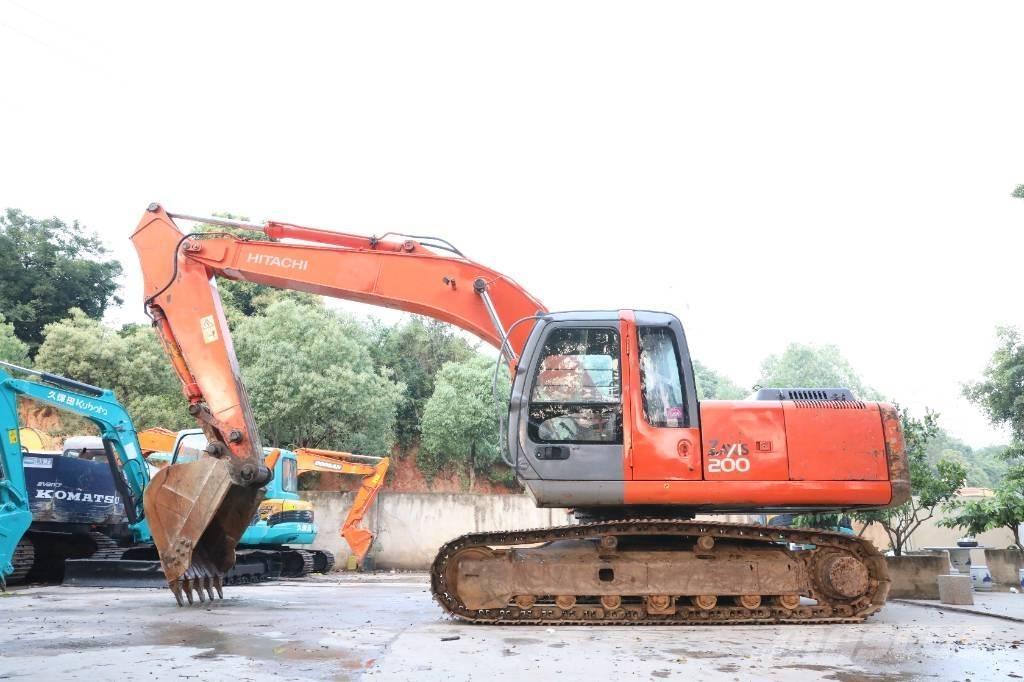Hitachi ZX 200 LC-3 Lánctalpas kotrók