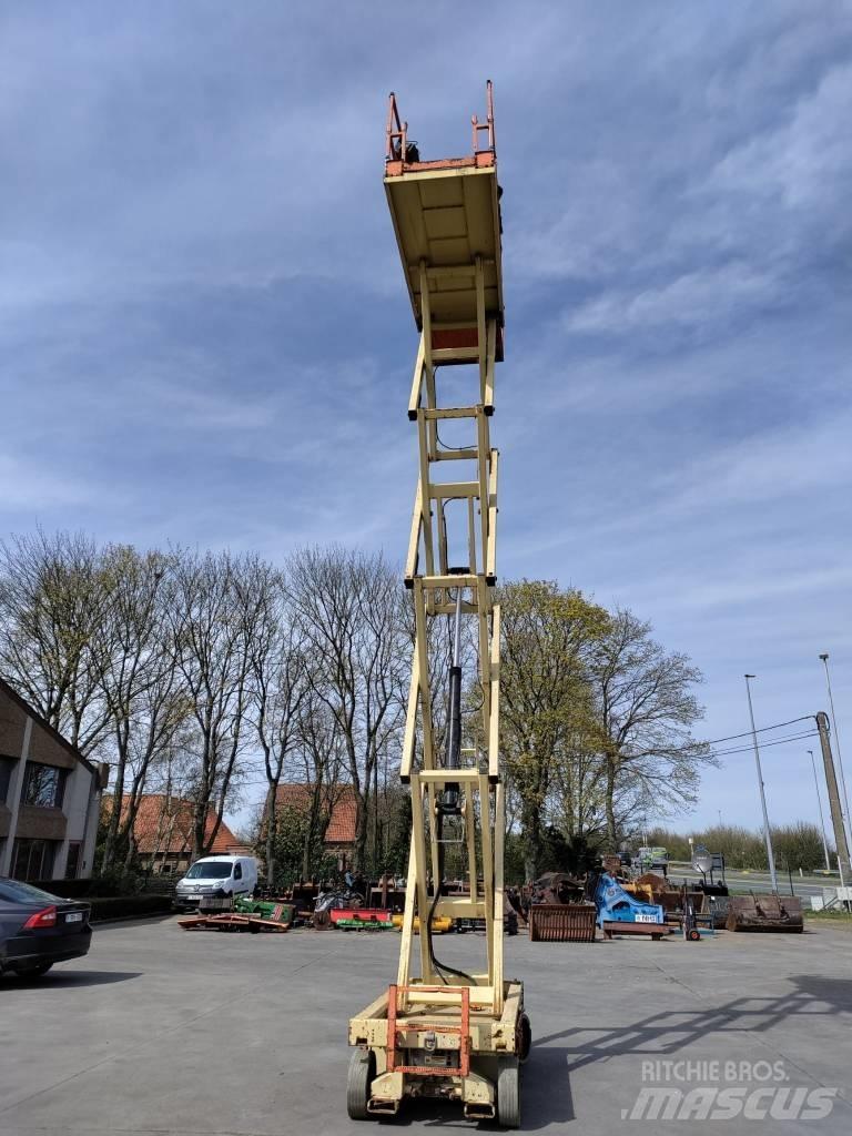 JLG 2646 E 3 Ollós emelők