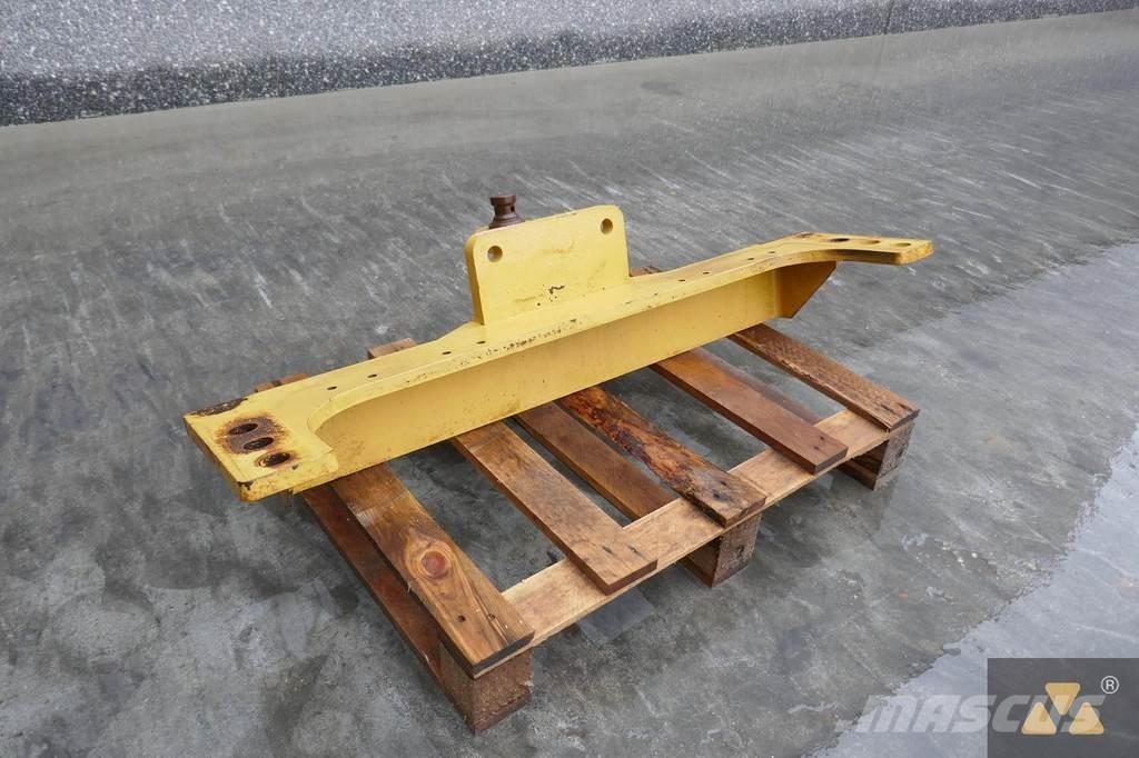 CAT 140M Drawbar Haszonjárművek - Egyéb