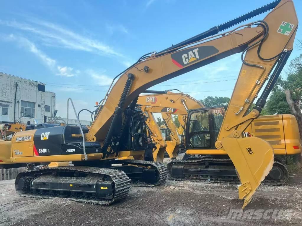 CAT 324 D2L Lánctalpas kotrók
