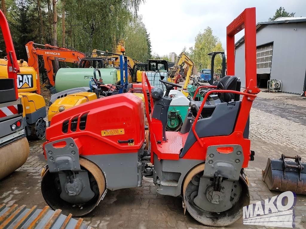 Hamm HD 12 VV Ikerdobos hengerek