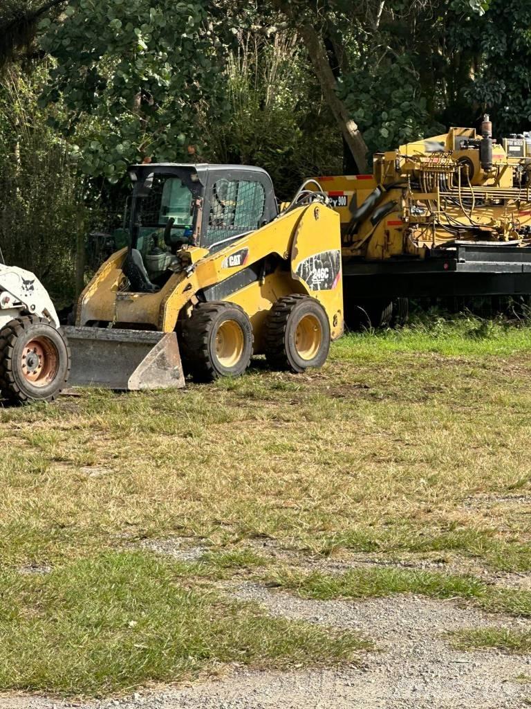 CAT 248C Kompaktrakodók