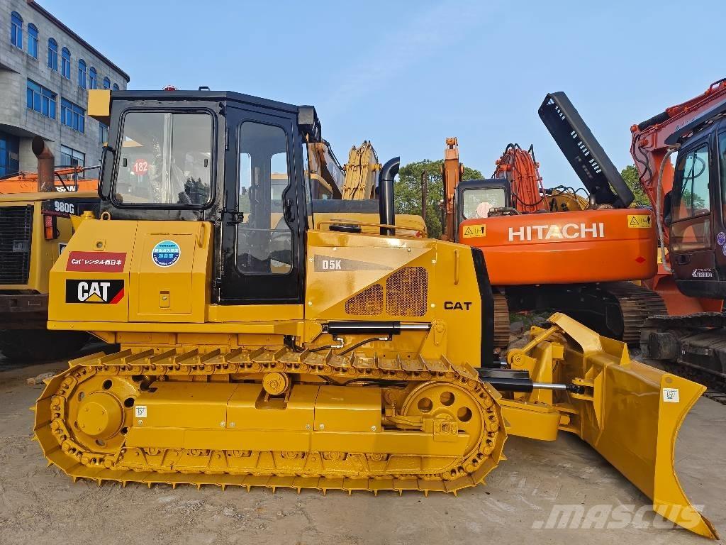 CAT D 5 K lánctalpas dózerek