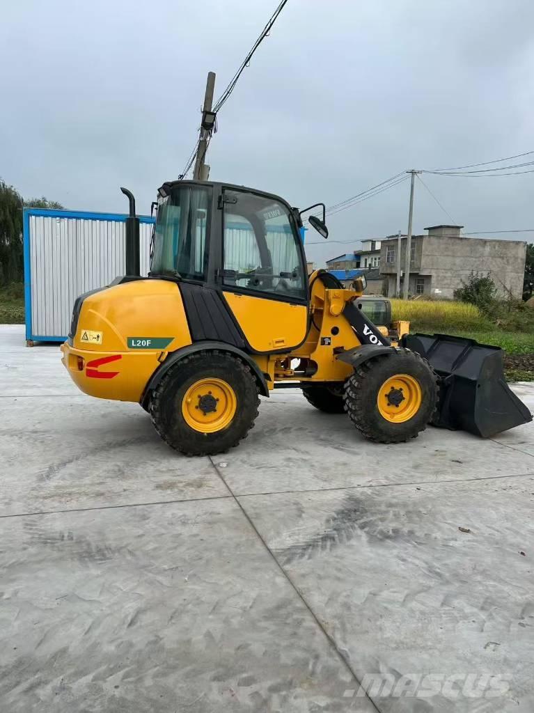 Volvo L 20 F Gumikerekes homlokrakodók