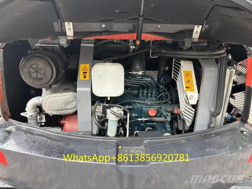 Kubota KX 057-4 Mini kotrók < 7t