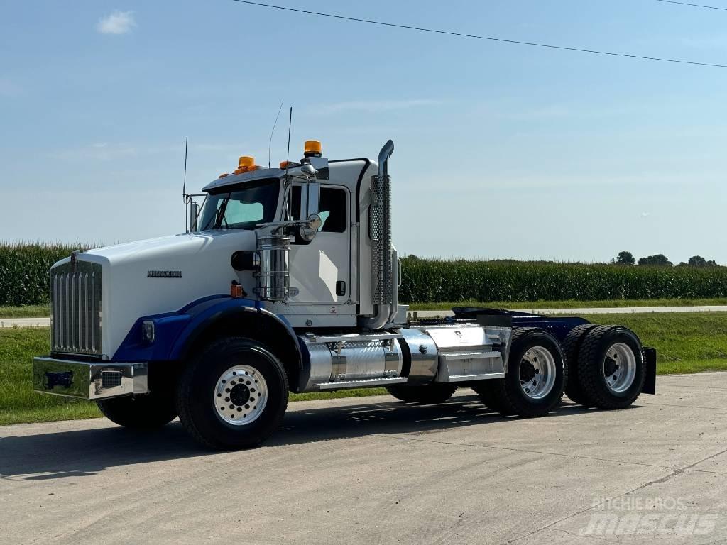 Kenworth T 800 Nyergesvontatók