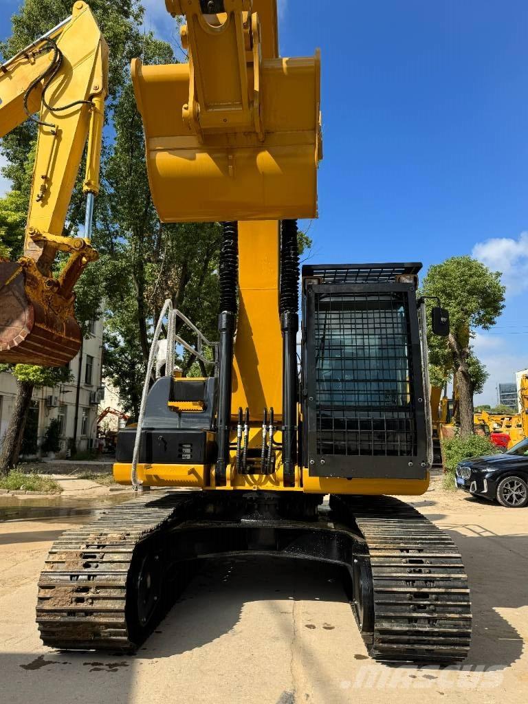 CAT CAT320D Lánctalpas kotrók