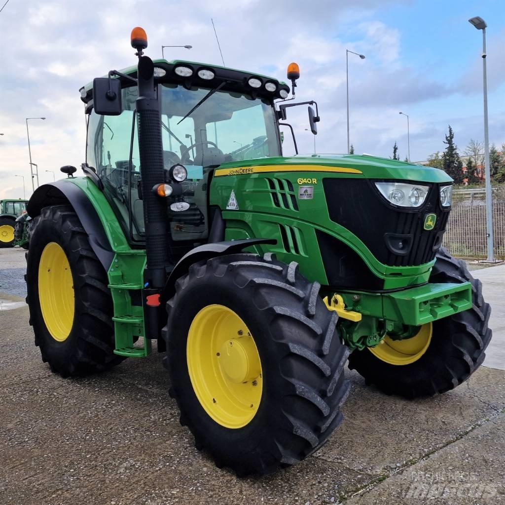 John Deere 6140 R Traktorok