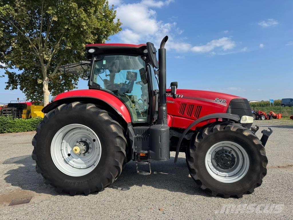 Case IH Puma 240 CVX Traktorok