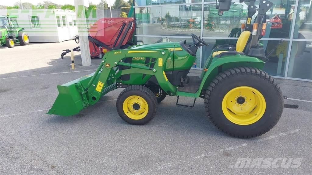 John Deere 3025E Traktorok