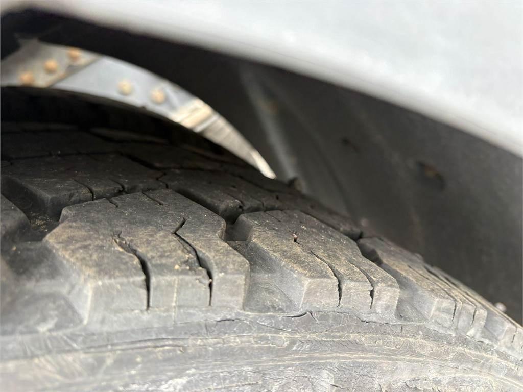 Scania R 12 L Fülkés alváz