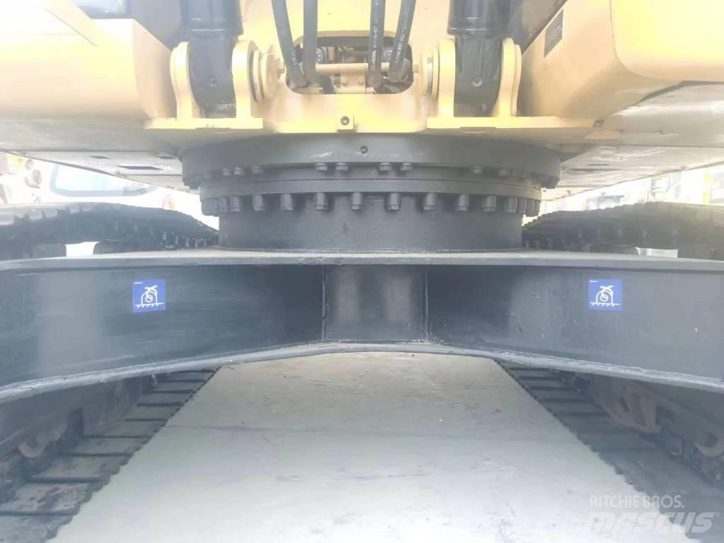 CAT 320 C Lánctalpas kotrók