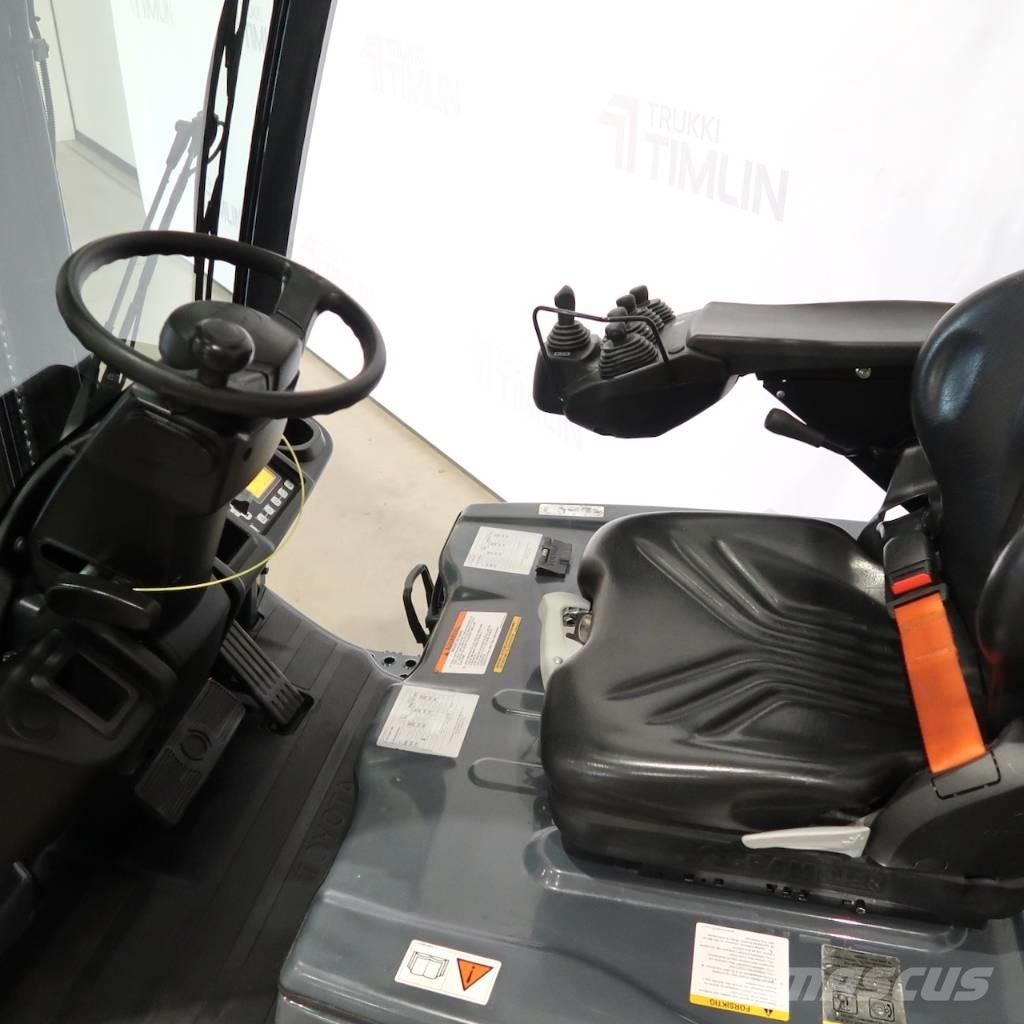 Toyota 8FBEK18T Elektromos targoncák