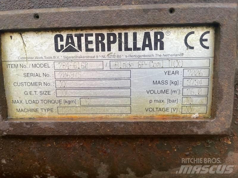 CAT D8 Tolólapok