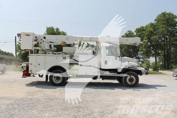 Altec AM855 Teherautóra szerelt emelők és állványok