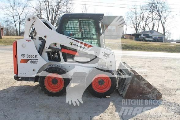 Bobcat S590 Kompaktrakodók