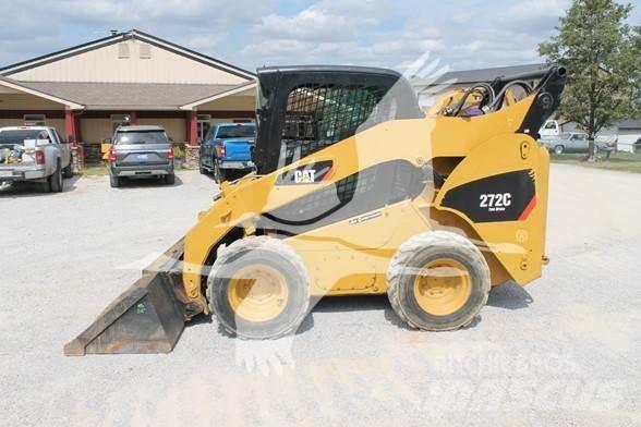 CAT 272C Kompaktrakodók