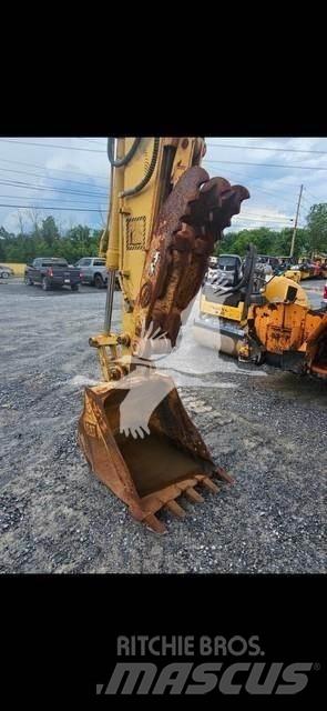 CAT 307C Lánctalpas kotrók