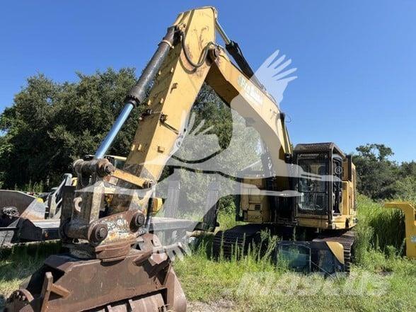 CAT 321D LCR Erdészeti bozótirtó