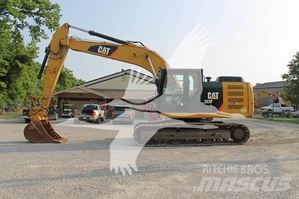 CAT 323FL Lánctalpas kotrók