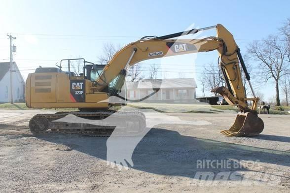 CAT 323FL Lánctalpas kotrók