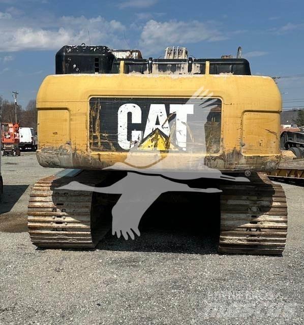 CAT 330D Lánctalpas kotrók