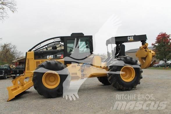 CAT 545C Vonszolók