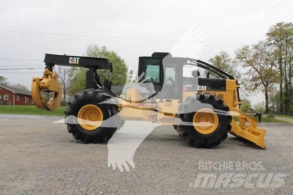 CAT 545C Vonszolók