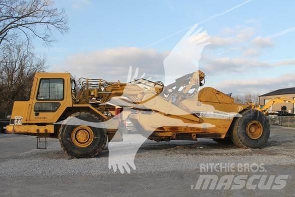 CAT 615C II Földnyesők (szkréperek)