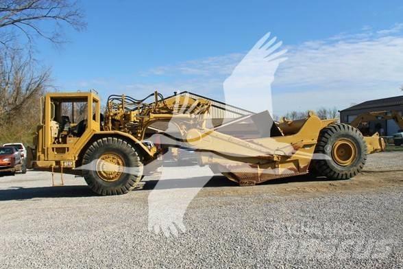 CAT 621F Földnyesők (szkréperek)