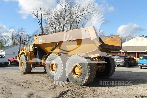 CAT 745C Csuklósdömperek