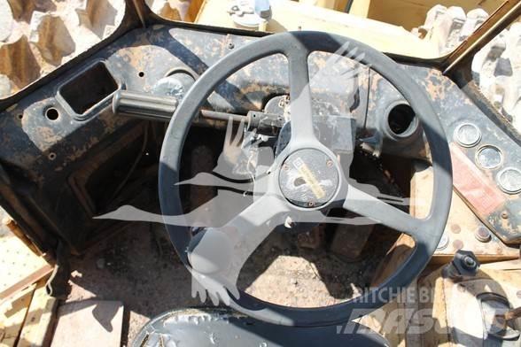 CAT 815B Egydobos hengerek