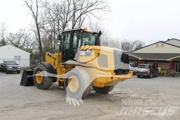 CAT 924K Gumikerekes homlokrakodók