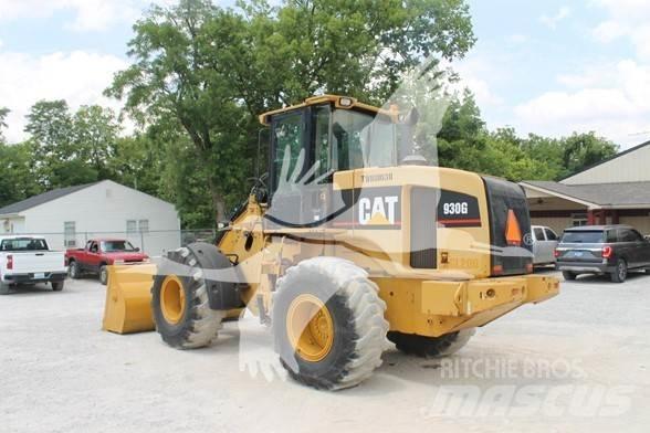 CAT 930G Gumikerekes homlokrakodók