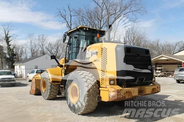 CAT 950M Gumikerekes homlokrakodók
